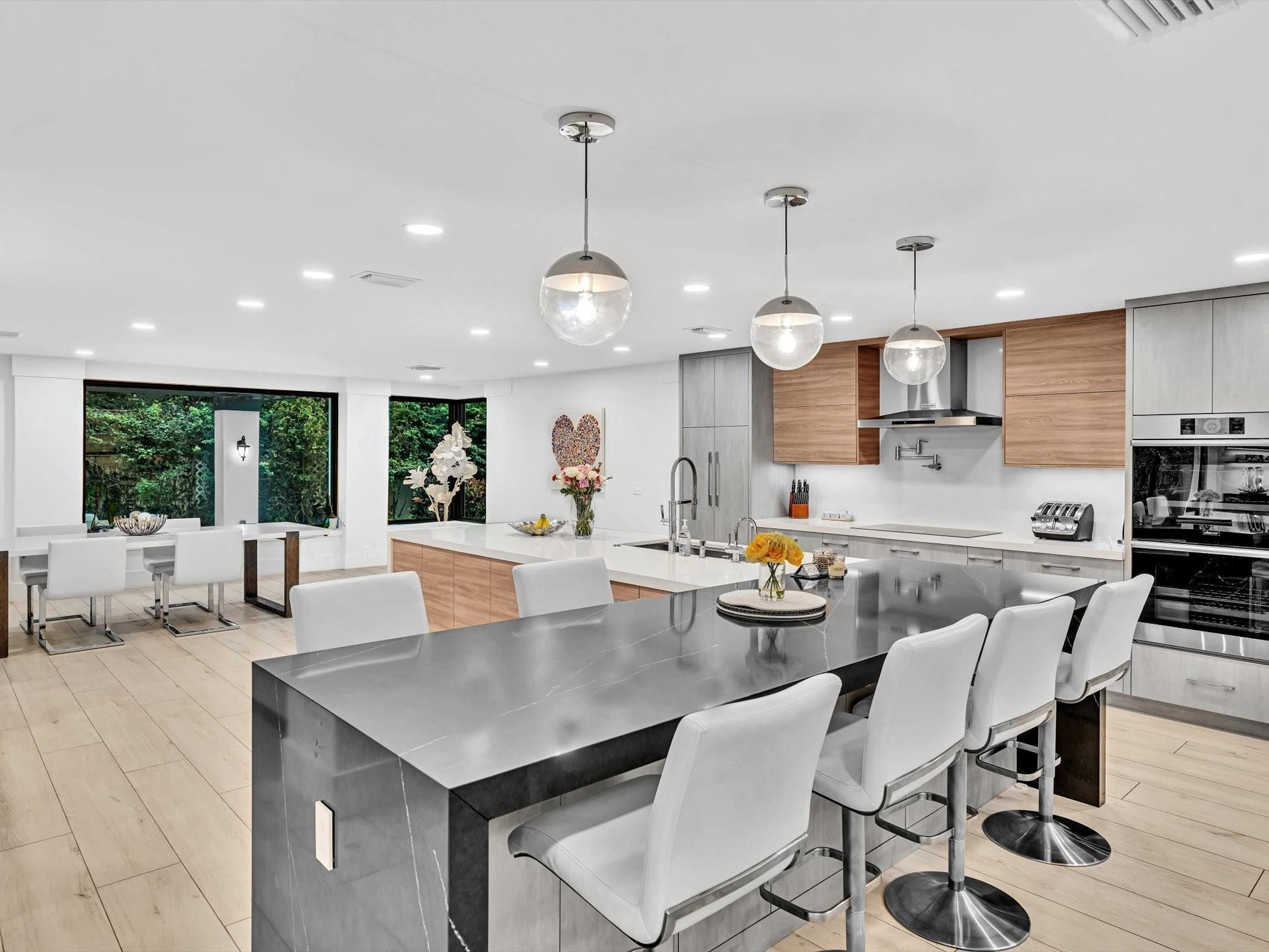 525 Sandpiper Way Boca Raton, FL 33431 - Photo 10 of 97 Photo 10