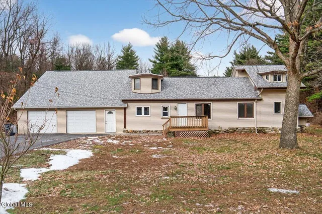 $449,000 | 1001 Verbeck Avenue, Easton, NY 12154