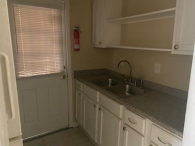 4651 Royal Ridge Drive Memphis, TN 38128 - Photo 11 of 13 a close view of sink and tap