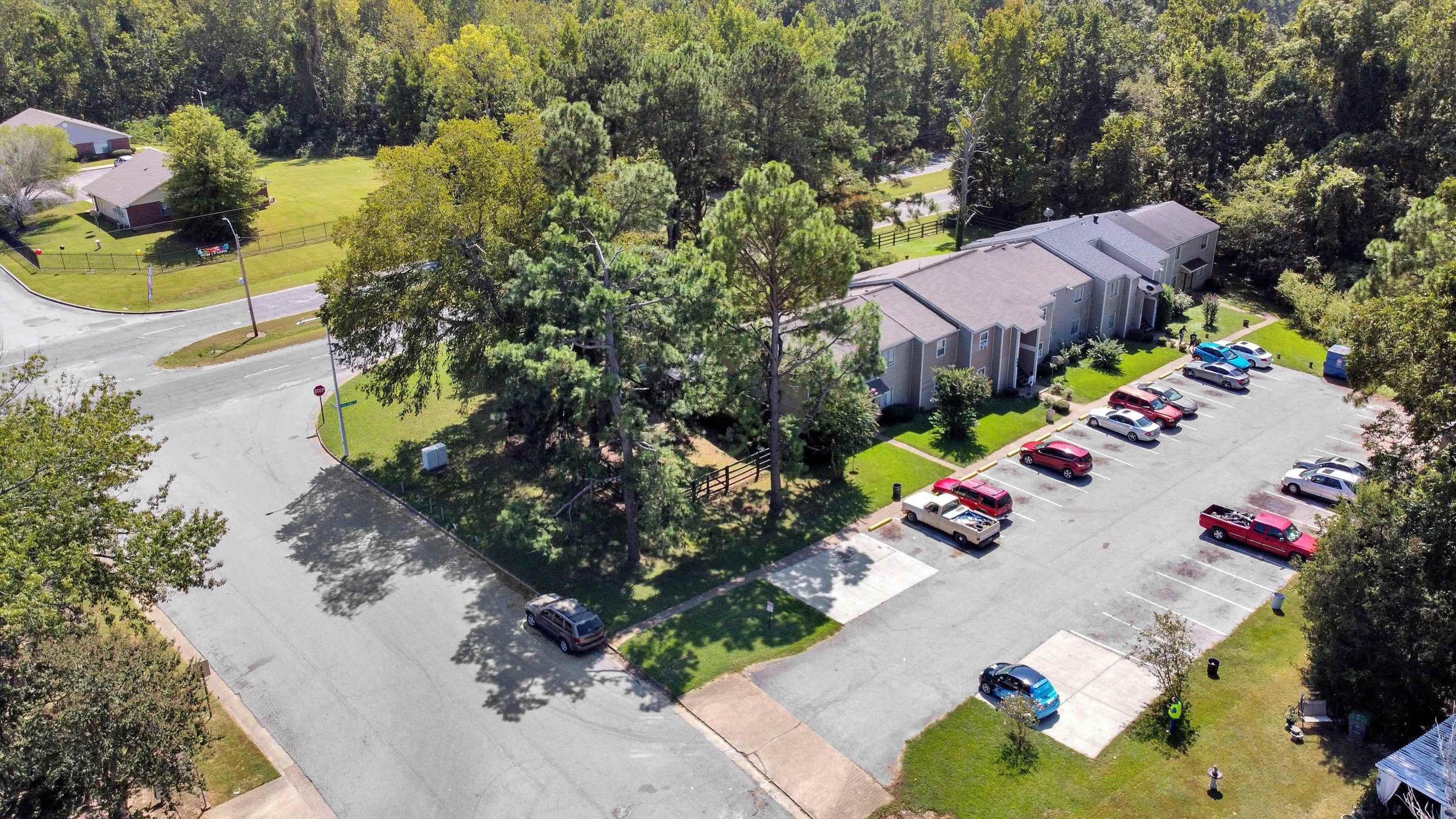 4651 Royal Ridge Drive Memphis, TN 38128 - Photo 2 of 13 an aerial view of residential house with yard