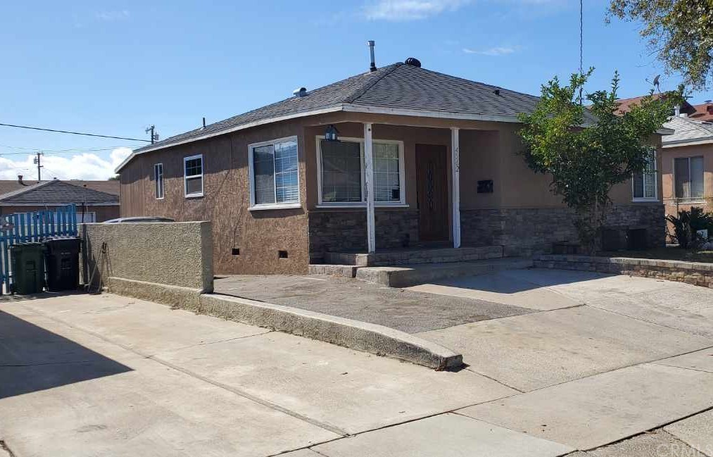 4562 165th Street Lawndale, CA 90260 - Photo 1 of 2 Front