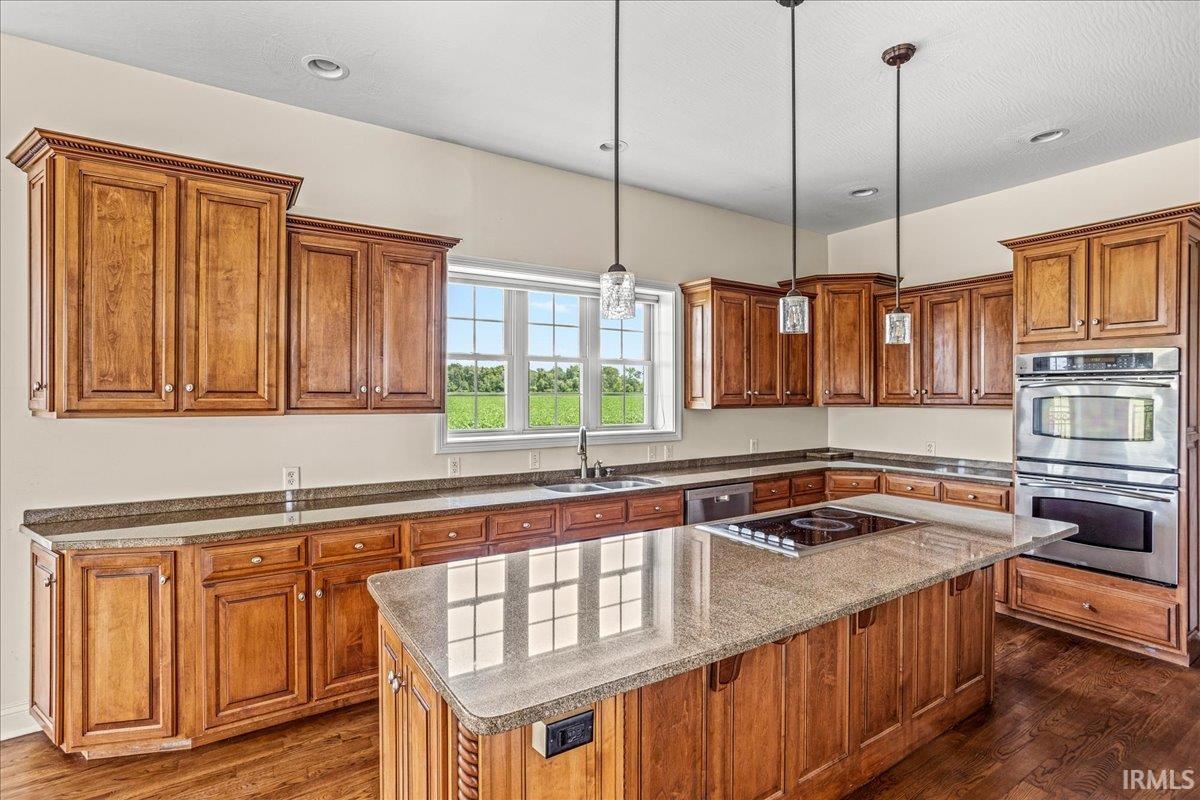 12277 Webbs Way Columbus, IN 47203 - Photo 13 of 36