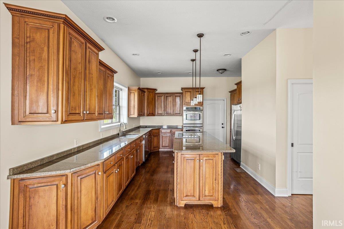 12277 Webbs Way Columbus, IN 47203 - Photo 14 of 36