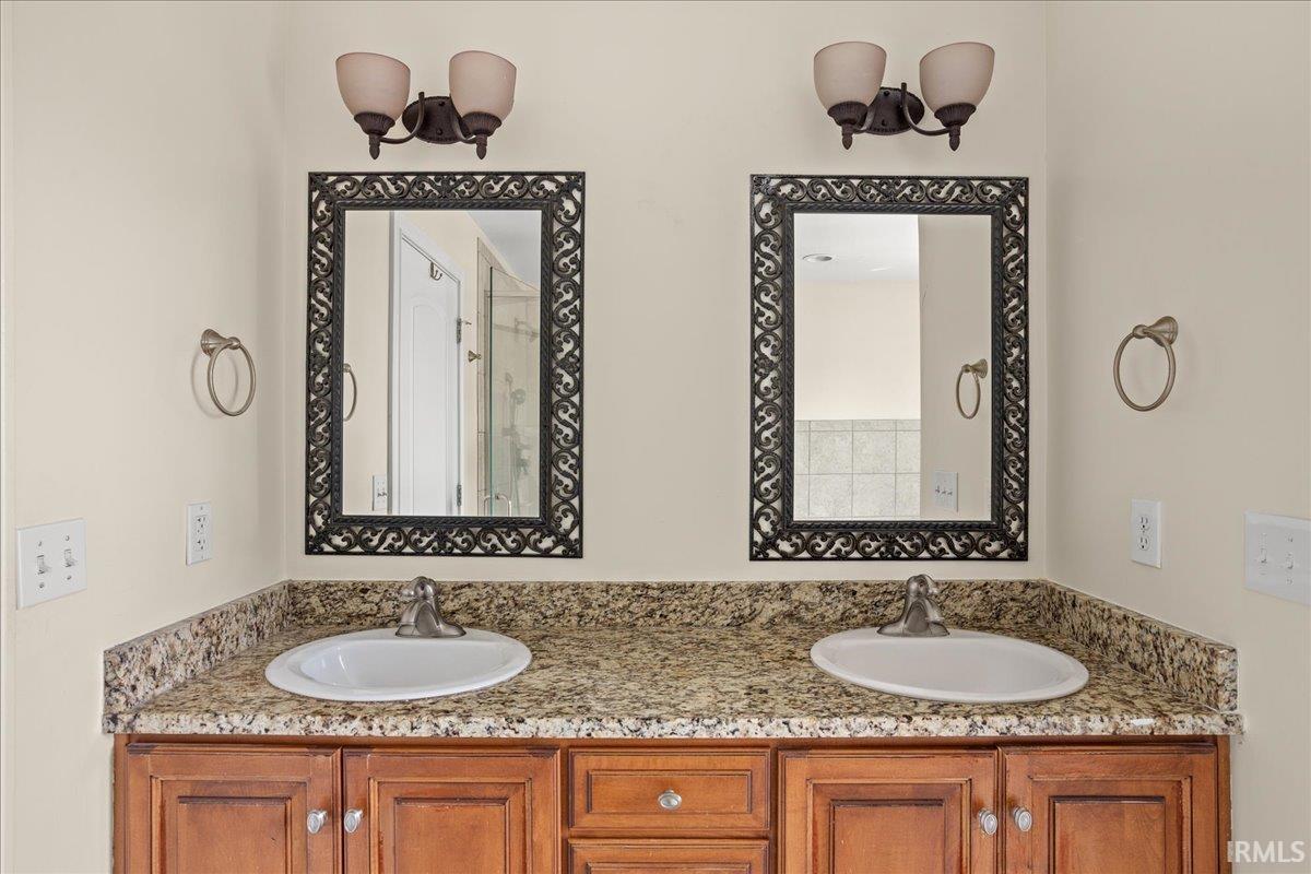 12277 Webbs Way Columbus, IN 47203 - Photo 27 of 36