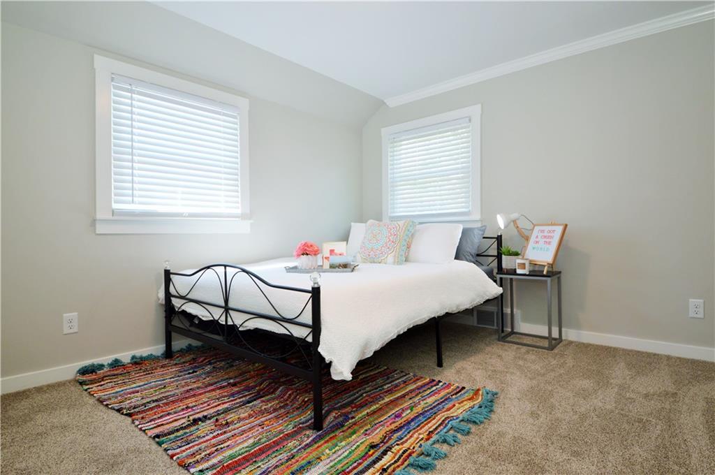 131 Revo Road Pittsburgh, PA 15236 - Photo 15 of 24 Gallery Image 15