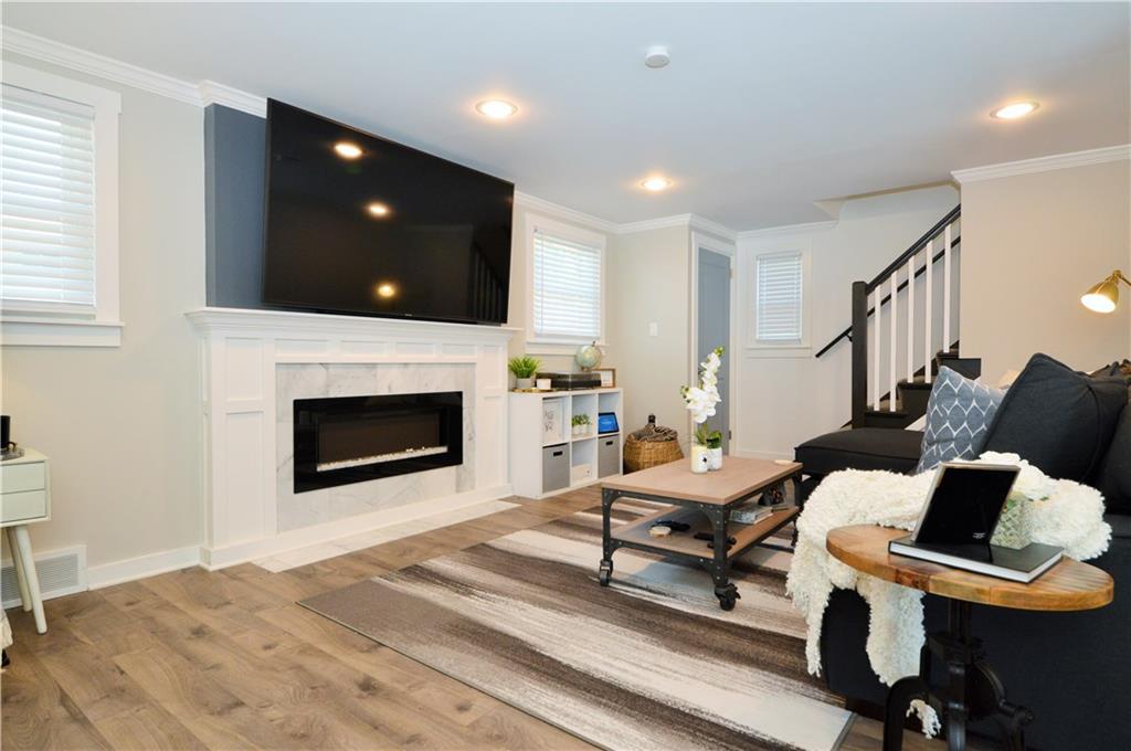 131 Revo Road Pittsburgh, PA 15236 - Photo 3 of 24 Gallery Image 3