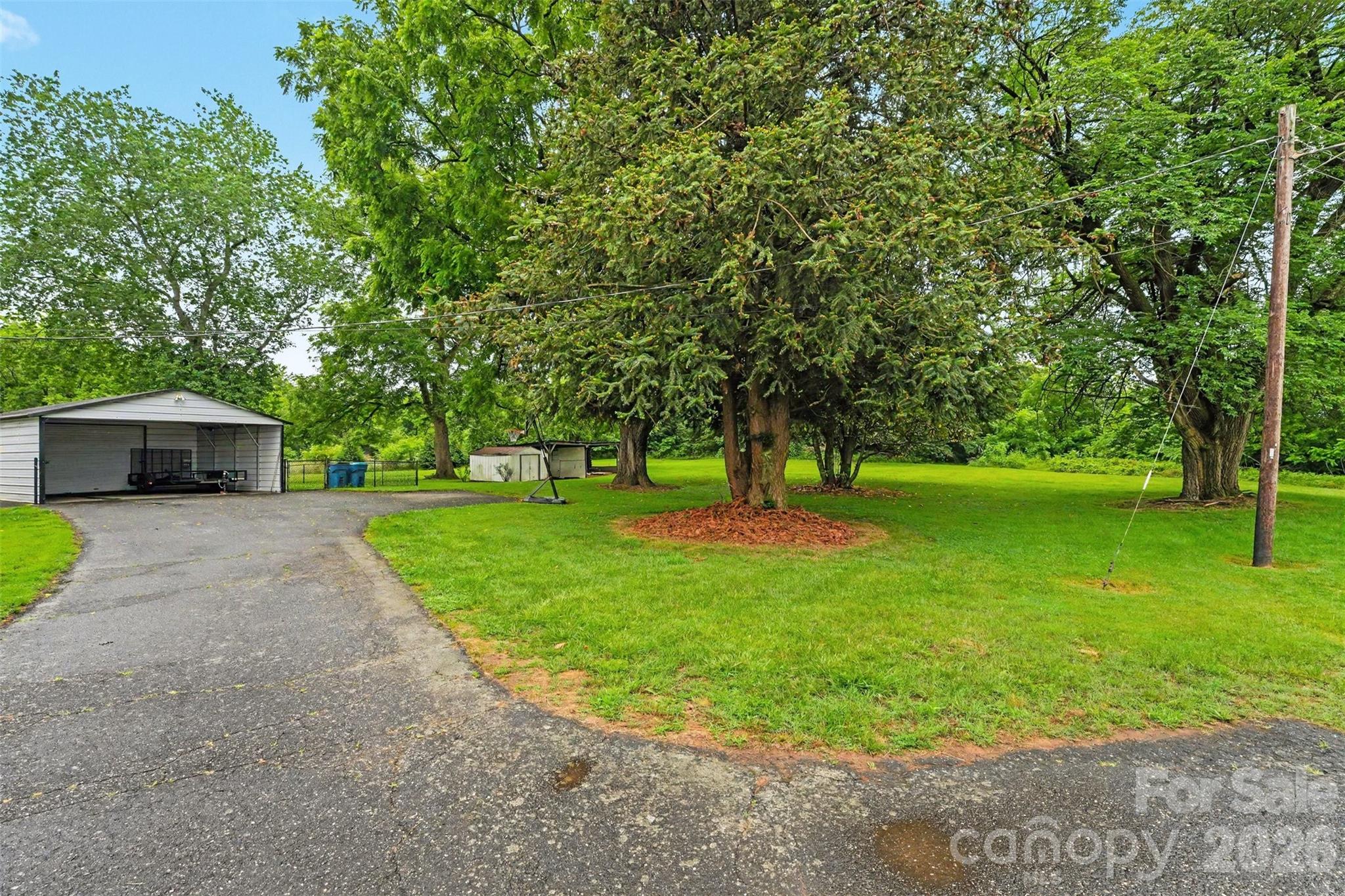 2461 Startown Road Newton, NC 28658 - Photo 25 of 29