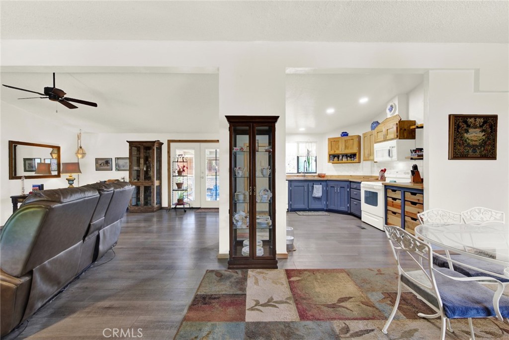 3835 Gardiner Ferry Road, Unit 91 Corning, CA 96021 - Photo 14 of 45