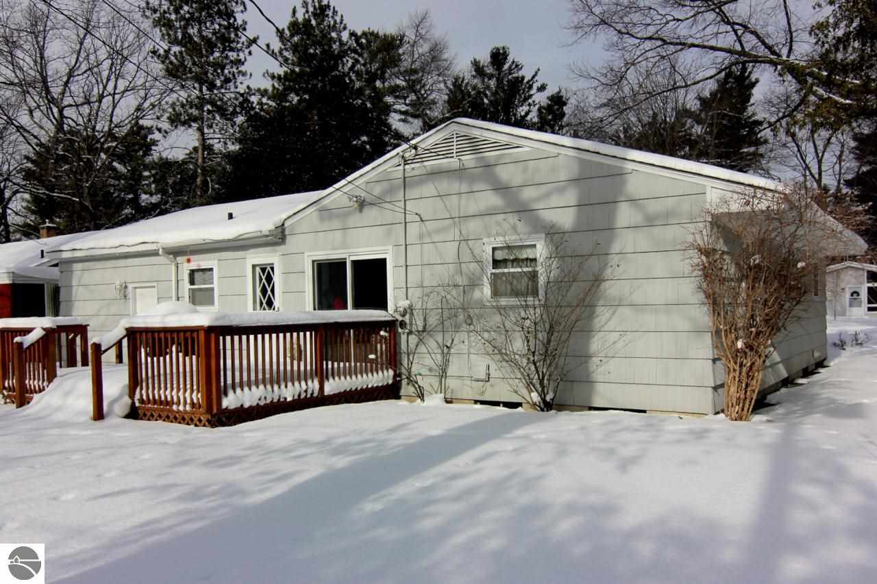 1226 Anderson Road Traverse City, MI 49686 - Photo 20 of 22 1794195-19.JPG