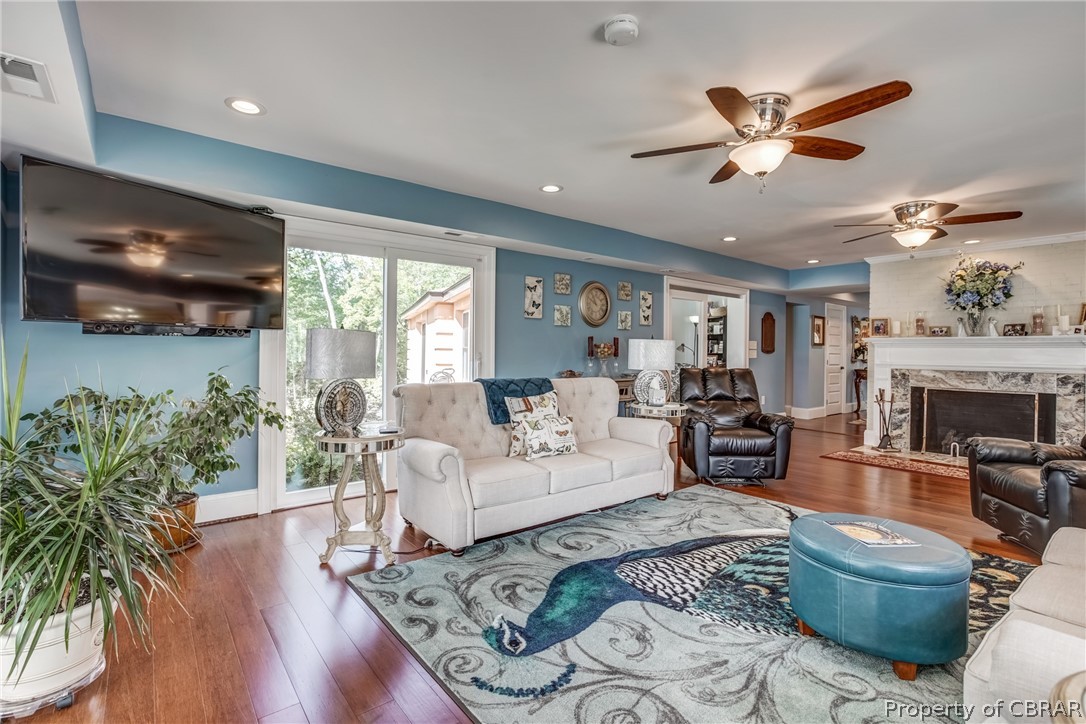 303 Berkeley Forest Road Weems, VA 22576 - Photo 10 of 44 Gallery Image 10