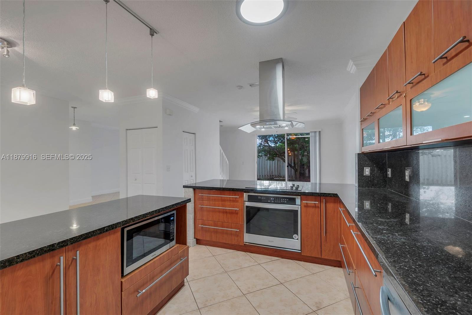 2608 Southwest 177th Avenue Miramar, FL 33029 - Photo 6 of 43