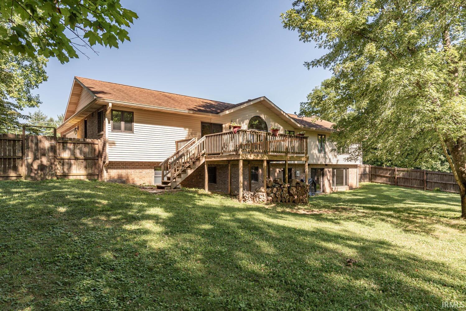 4645 South Harrell Road Bloomington, IN 47401 - Photo 17 of 36 Gallery Image 17