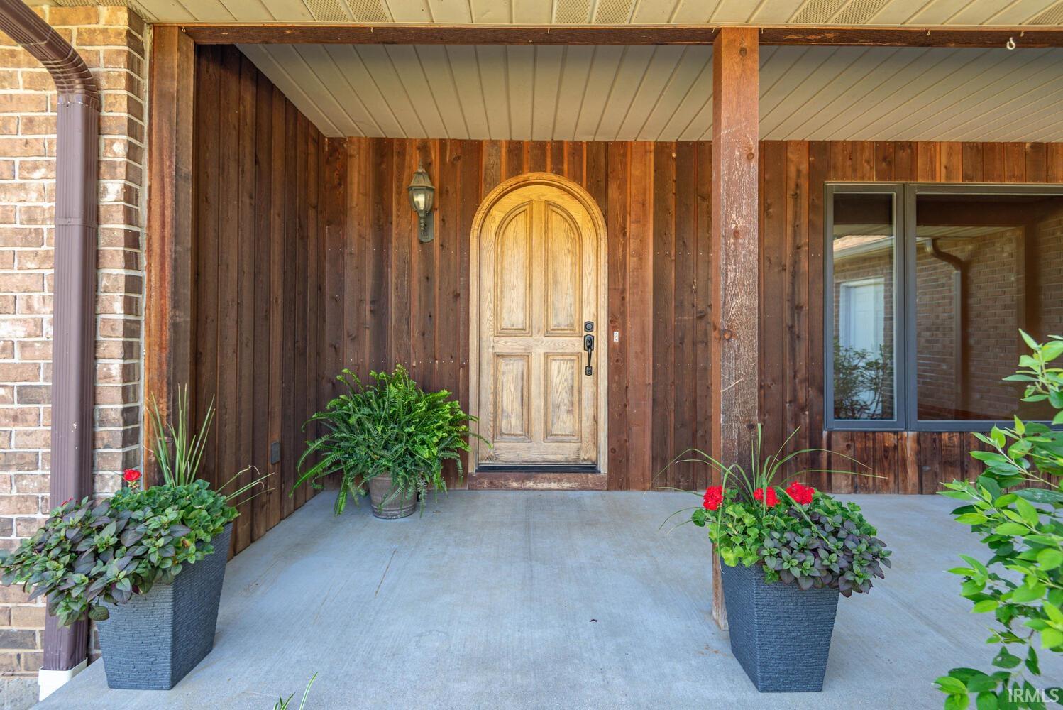 4645 South Harrell Road Bloomington, IN 47401 - Photo 3 of 36 Gallery Image 3