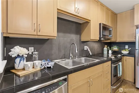 $548,000 | 16141 Cleveland Street, Unit 317, Redmond, WA 98052