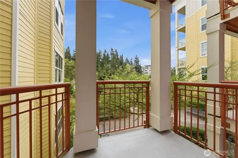$548,000 | 16141 Cleveland Street, Unit 317, Redmond, WA 98052