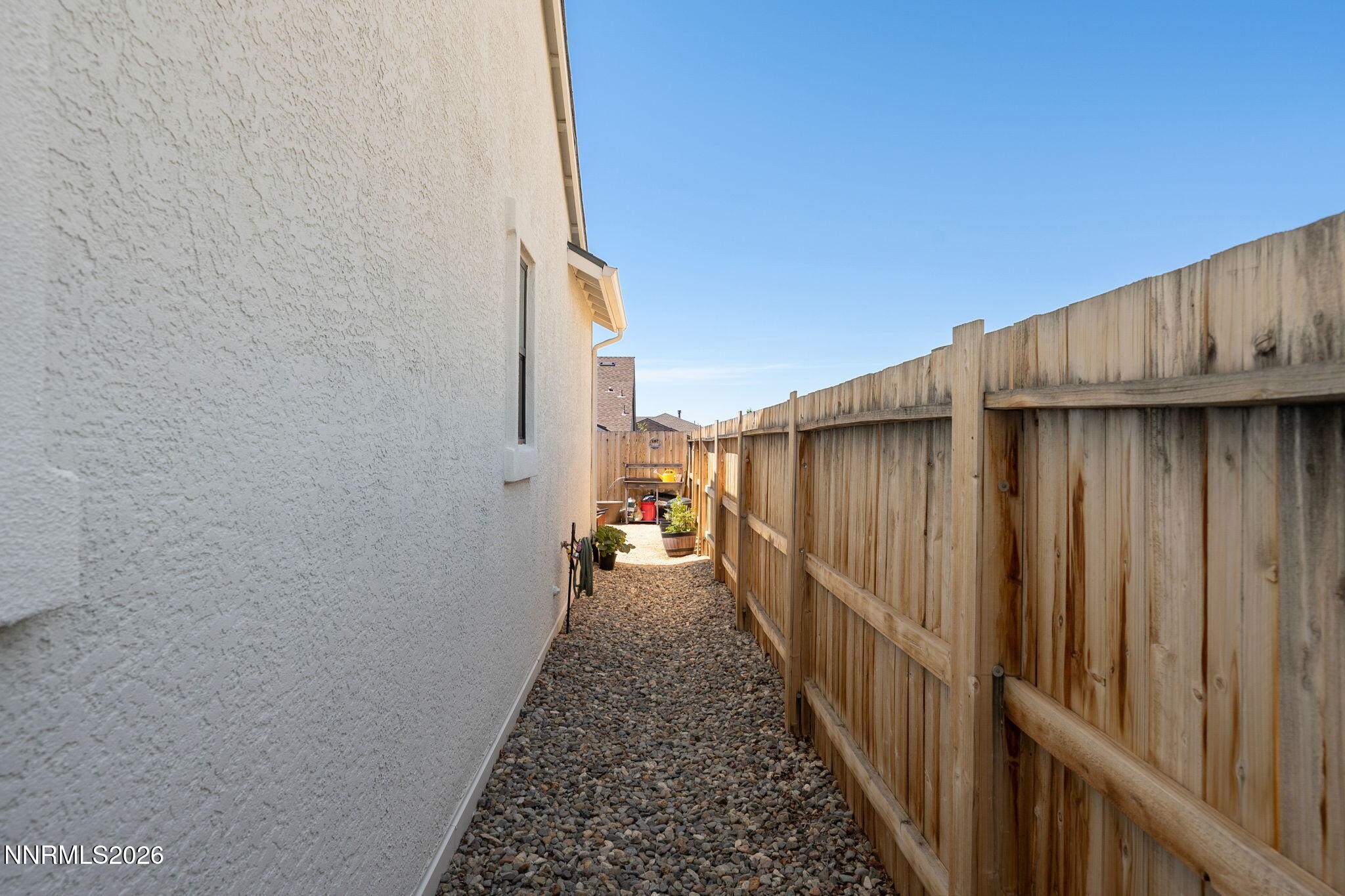2233 Paint Horse Drive Reno, NV 89521 - Photo 31 of 55 side yard