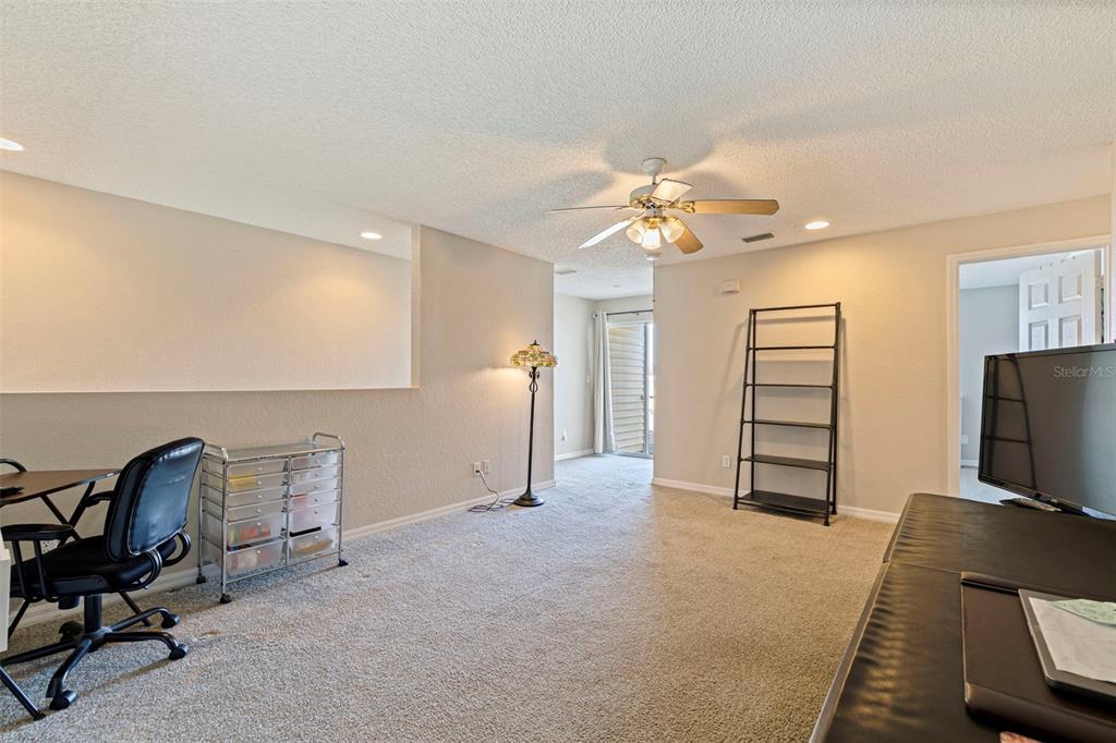 1050 Starkey Road, Unit 602 Largo, FL 33771 - Photo 23 of 49