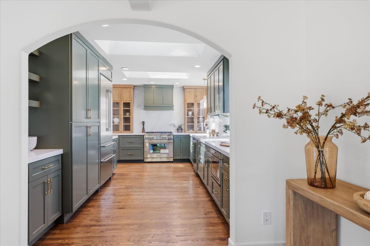 418 Ridge Road San Carlos, CA 94070 - Photo 10 of 42