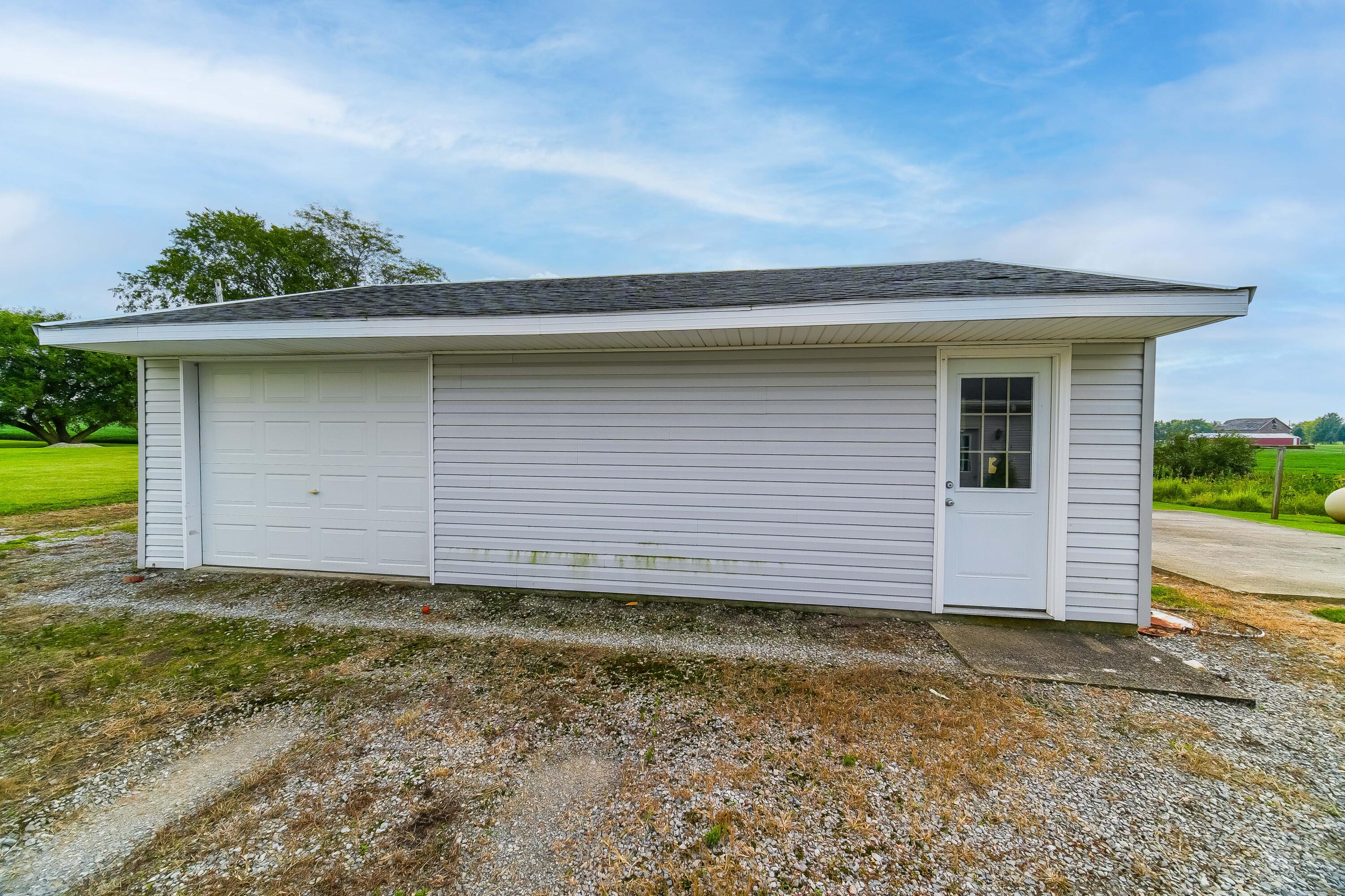 25212 Allen-Union-Wayne Road Waynesfield, OH 45896 - Photo 6 of 48
