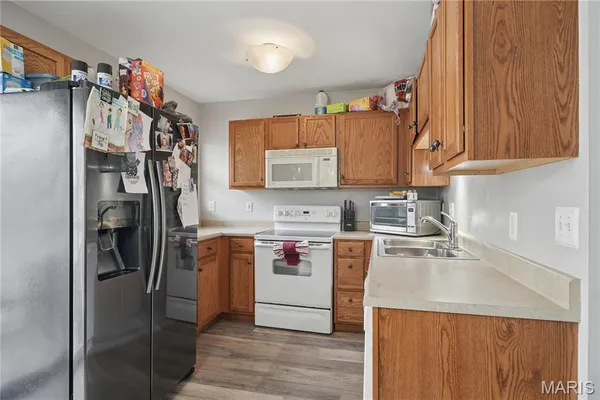 $164,900 | 420 Benton Drive, Unit K, St. Peters, MO 63376