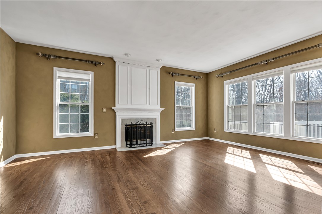 105 Castle Rocks Road Warwick, RI 02886 - Photo 14 of 44