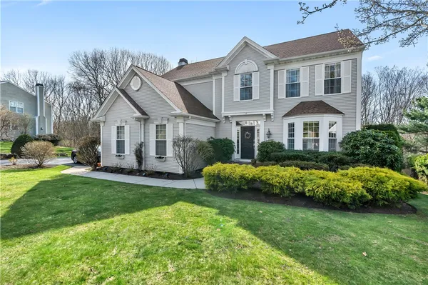 $925,000 | 105 Castle Rocks Road, Warwick, RI 02886