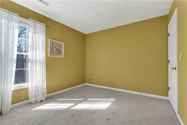 $925,000 | 105 Castle Rocks Road, Warwick, RI 02886