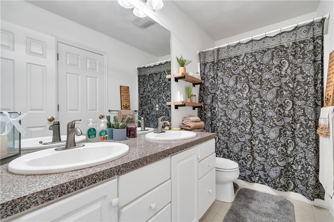 105 Castle Rocks Road Warwick, RI 02886 - Photo 29 of 44