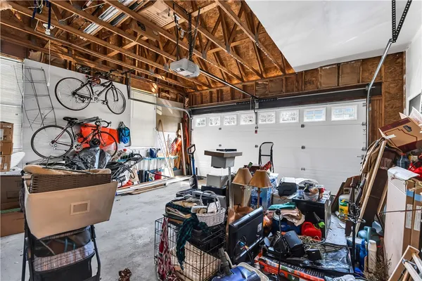 $925,000 | 105 Castle Rocks Road, Warwick, RI 02886