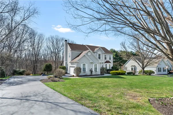 $925,000 | 105 Castle Rocks Road, Warwick, RI 02886