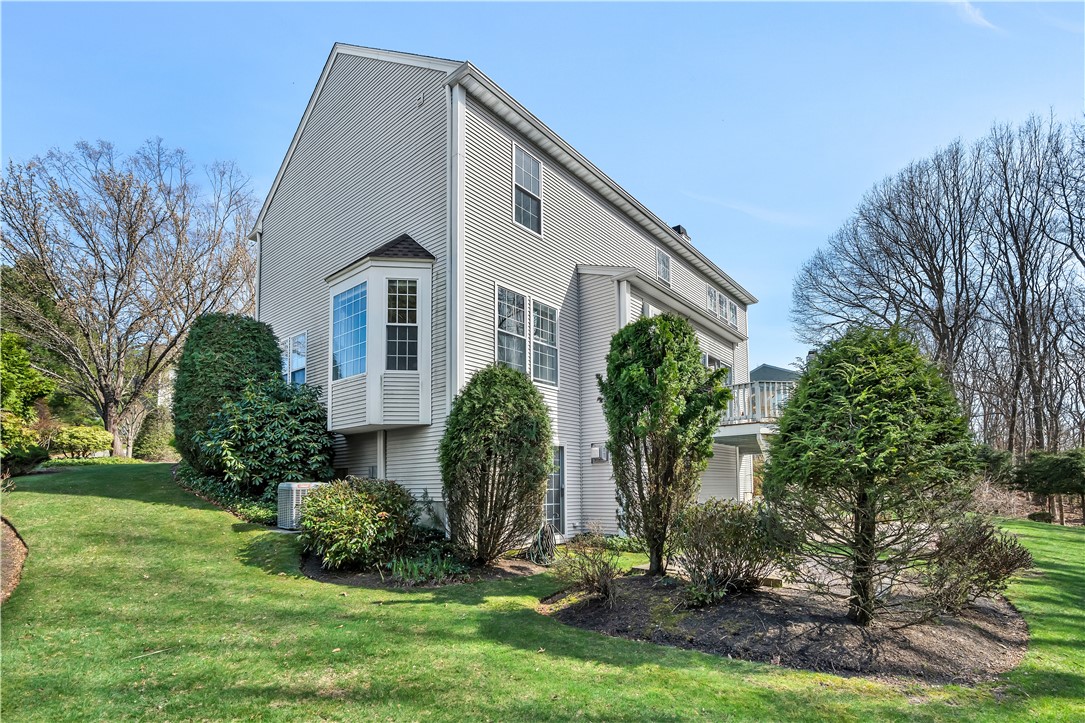 105 Castle Rocks Road Warwick, RI 02886 - Photo 40 of 44