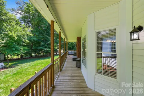 $689,000 | 2230 Wedgewood Drive, Matthews, NC 28104