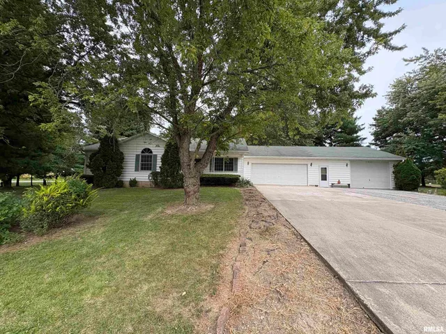 $210,000 | 102 North Westpoint, Jacksonville, IL 62650