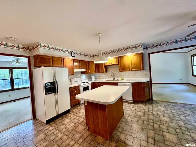 $210,000 | 102 North Westpoint, Jacksonville, IL 62650