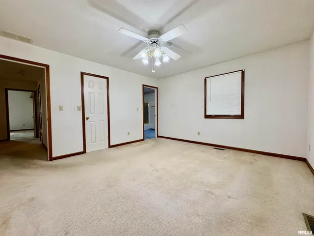 $210,000 | 102 North Westpoint, Jacksonville, IL 62650