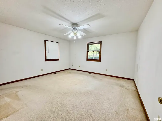 $210,000 | 102 North Westpoint, Jacksonville, IL 62650