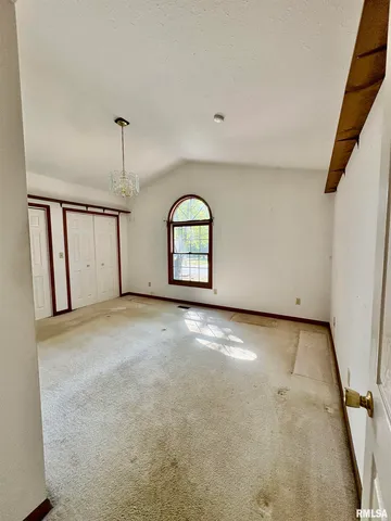 $210,000 | 102 North Westpoint, Jacksonville, IL 62650