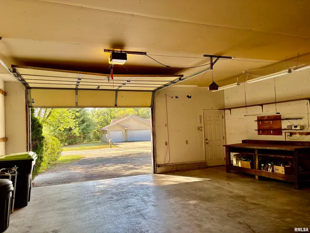 $210,000 | 102 North Westpoint, Jacksonville, IL 62650