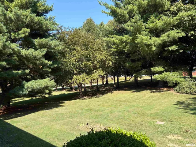 $210,000 | 102 North Westpoint, Jacksonville, IL 62650