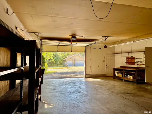 $210,000 | 102 North Westpoint, Jacksonville, IL 62650