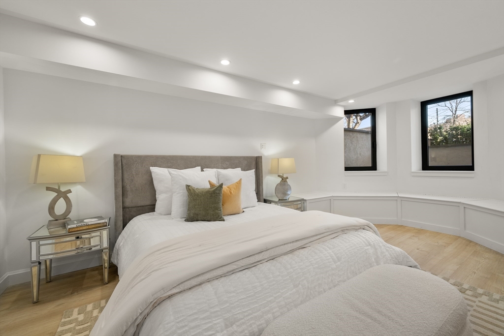 1618 Beacon Street, Unit A Brookline, MA 02446 - Photo 15 of 28