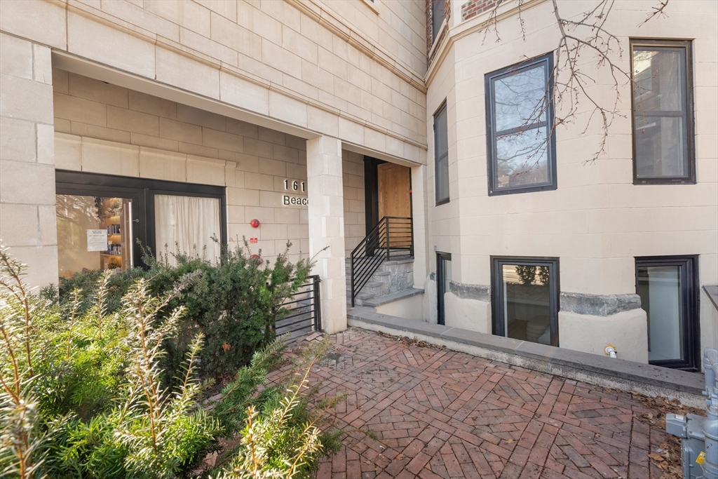 1618 Beacon Street, Unit A Brookline, MA 02446 - Photo 23 of 28