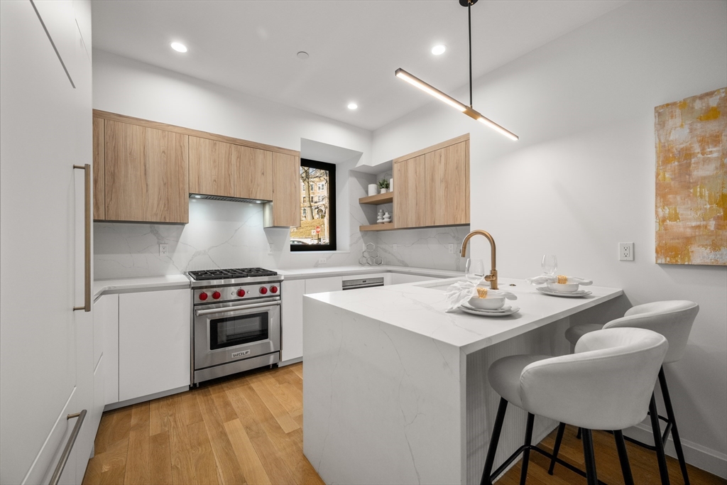 1618 Beacon Street, Unit A Brookline, MA 02446 - Photo 4 of 28