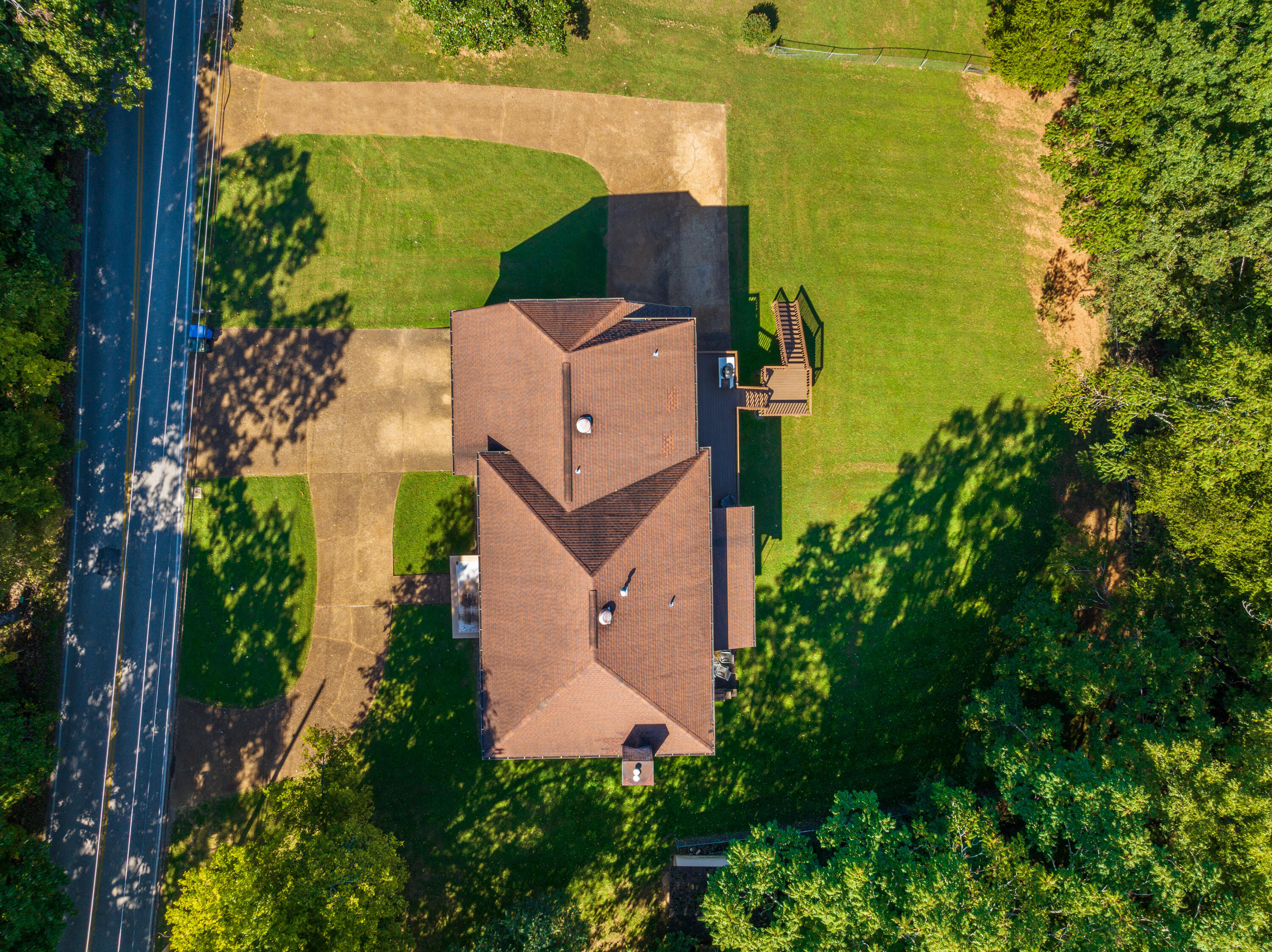 6370 Fairview Road Hixson, TN 37343 - Photo 36 of 41 2022_09_September_6370_Fairview_Rd_0012