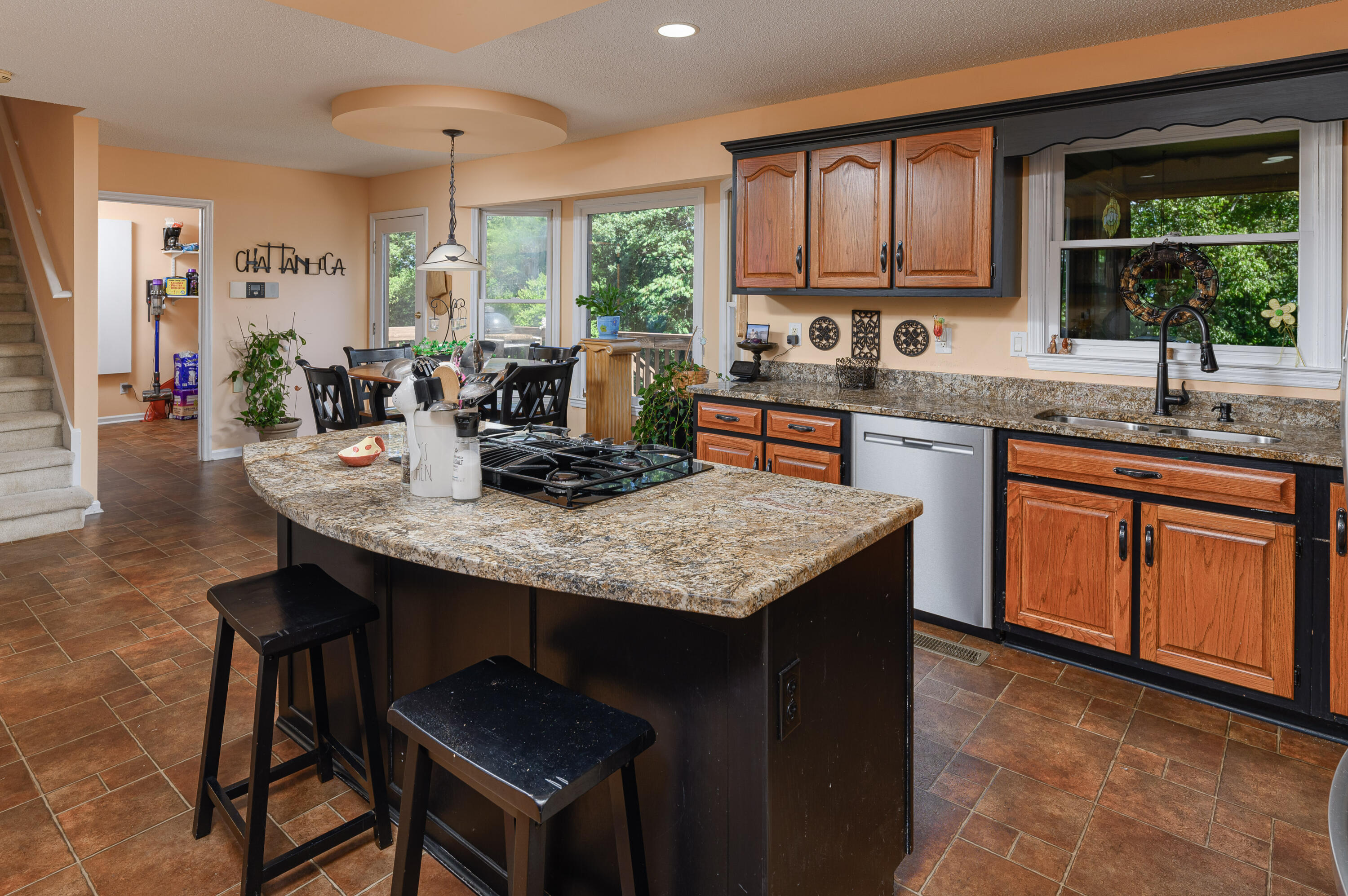 6370 Fairview Road Hixson, TN 37343 - Photo 6 of 41 2022_09_September_6370_Fairview_Rd_0023
