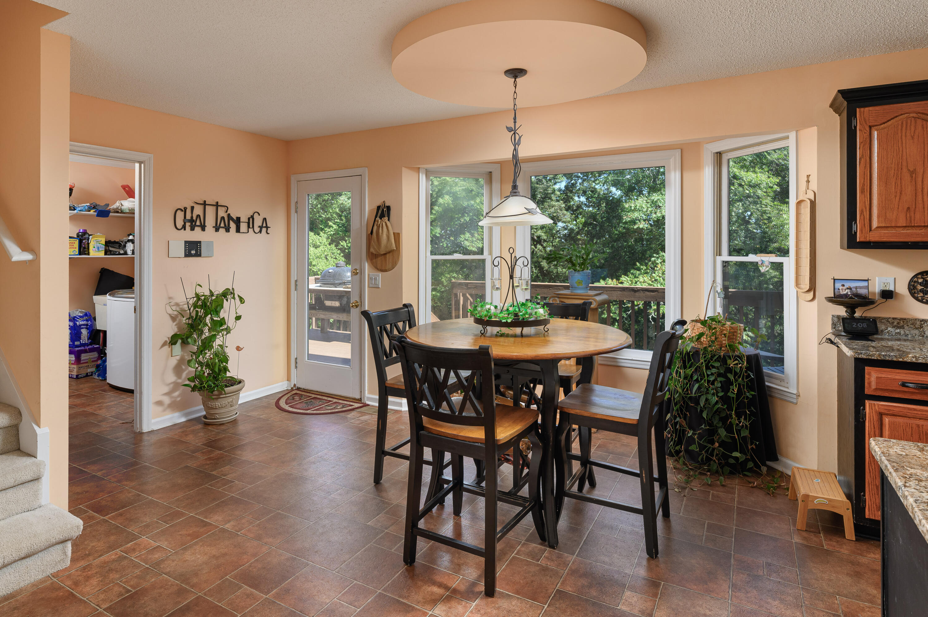 6370 Fairview Road Hixson, TN 37343 - Photo 8 of 41 2022_09_September_6370_Fairview_Rd_0024