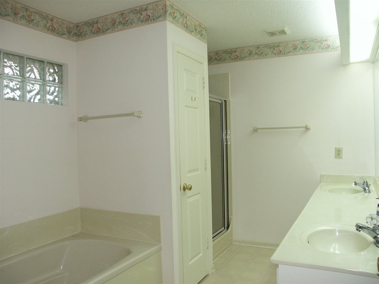 2807 Pine Ridge Drive Lillian, AL 36549 - Photo 11 of 29 Main Bath