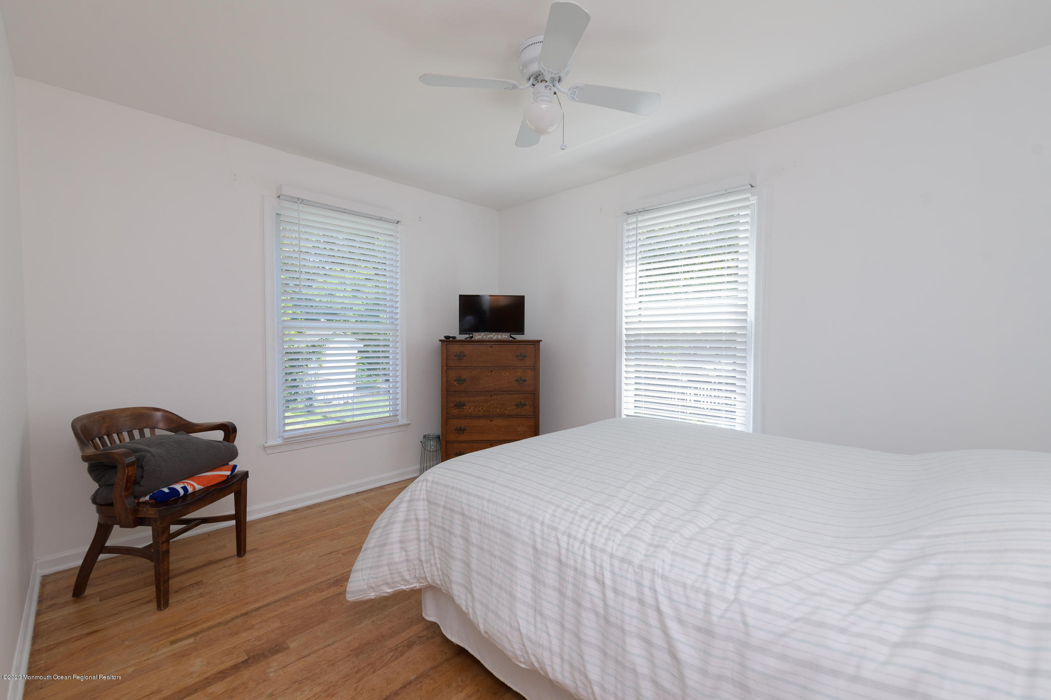 3713 River Road Point Pleasant, NJ 08742 - Photo 15 of 39 06 Bed 1st floor (1)