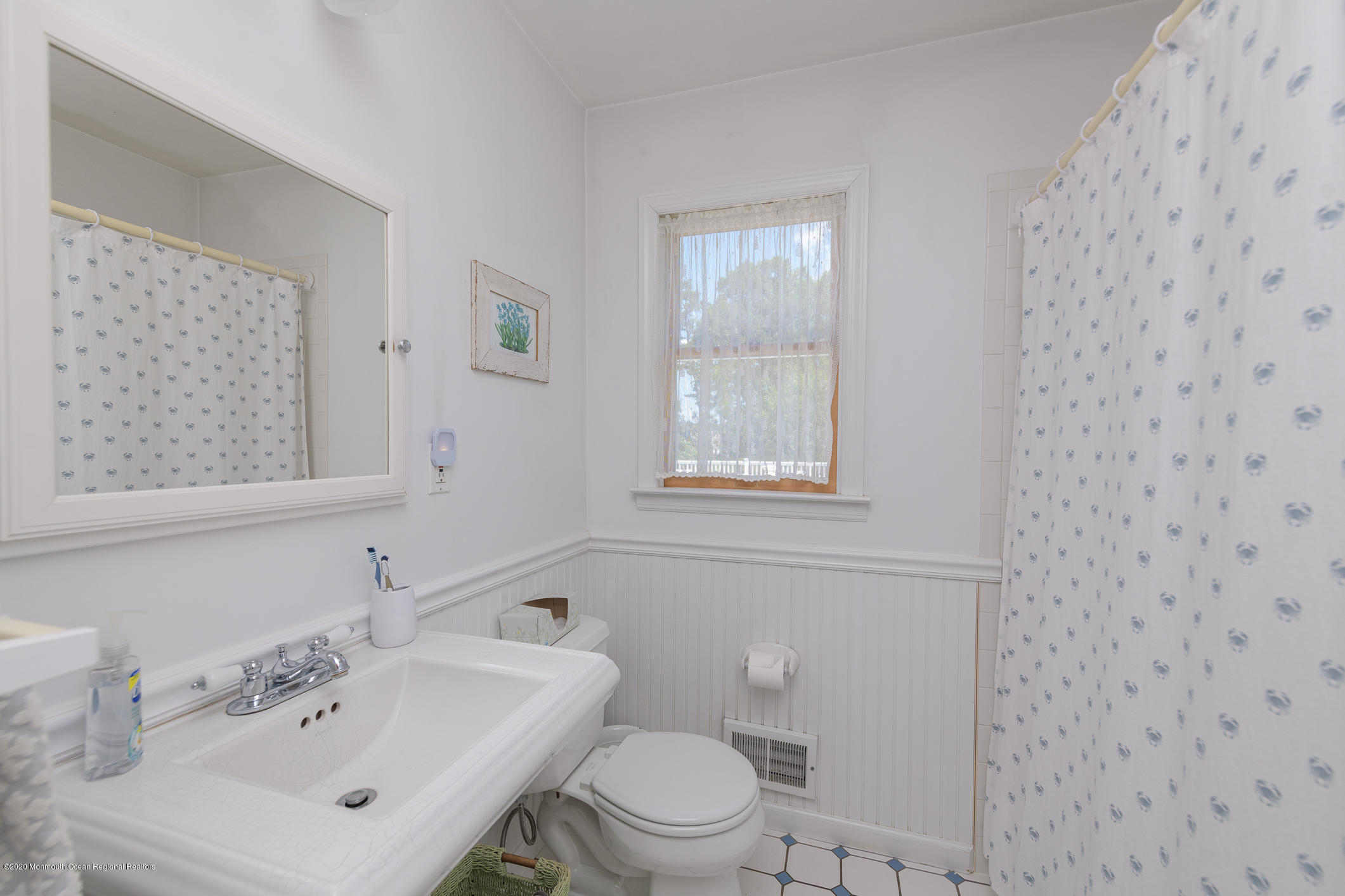 3713 River Road Point Pleasant, NJ 08742 - Photo 18 of 39 07 full Bath 1st flr (2)