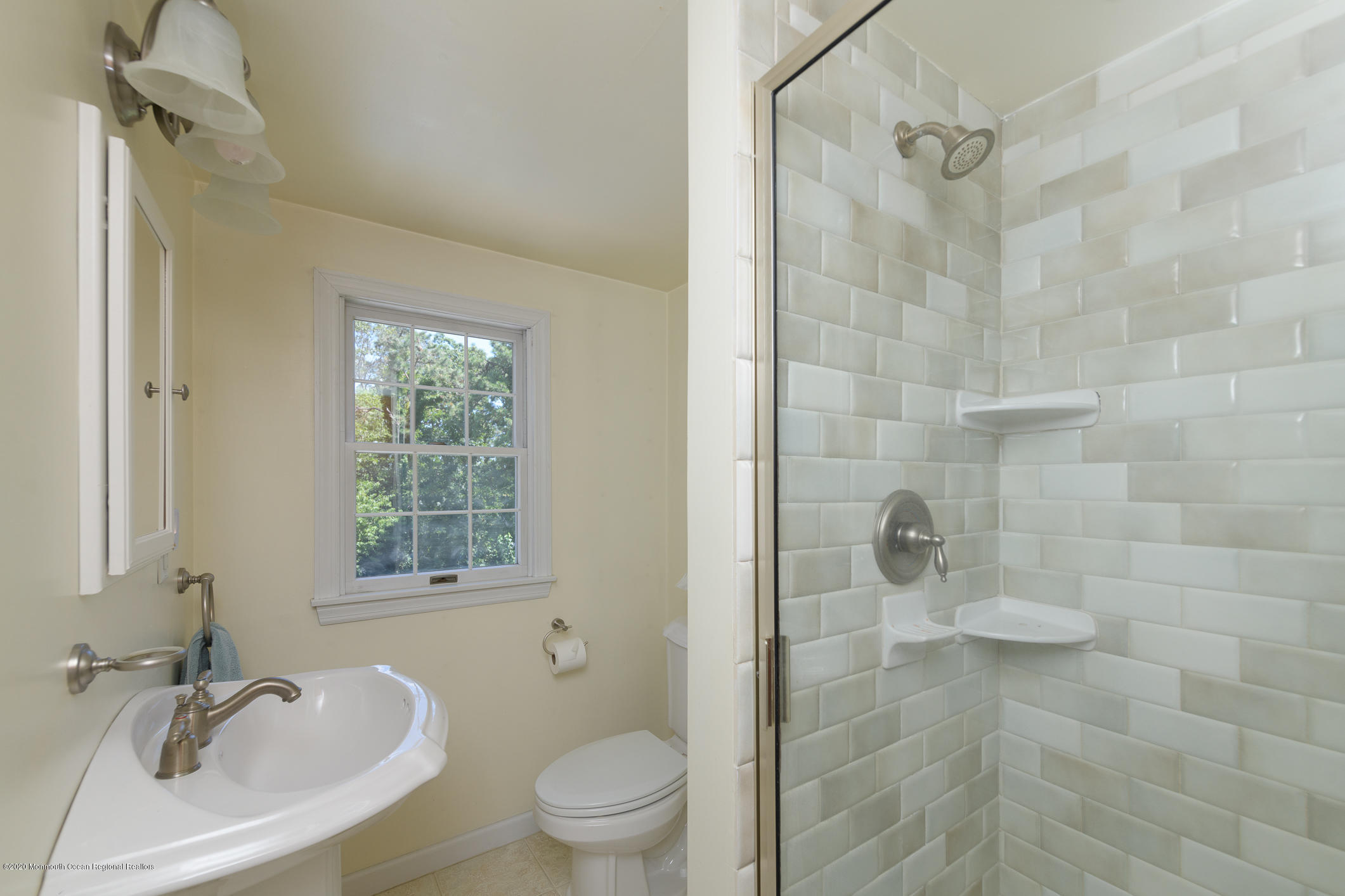 3713 River Road Point Pleasant, NJ 08742 - Photo 25 of 39 09 Full Bath 2nd flr (2)